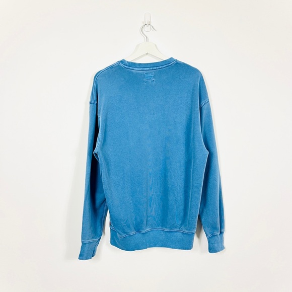 Levi’s Blue Garment Dyed Crewneck Sweatshirt - Picture 2 of 4